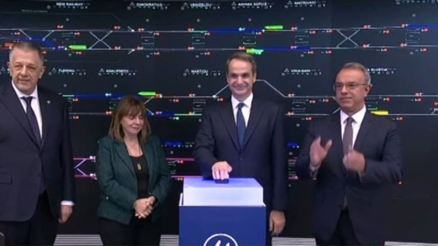 Ο Κυριάκος Μητσοτάκης πάτησε το κουμπί και το Μετρό της Θεσσαλονίκης ξεκινά την πορεία του μετά από 18 χρόνια