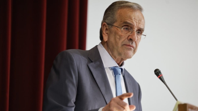 Έκτακτο: Ο Μητσοτάκης διέγραψε τον Σαμαρά από τη Νέα Δημοκρατία