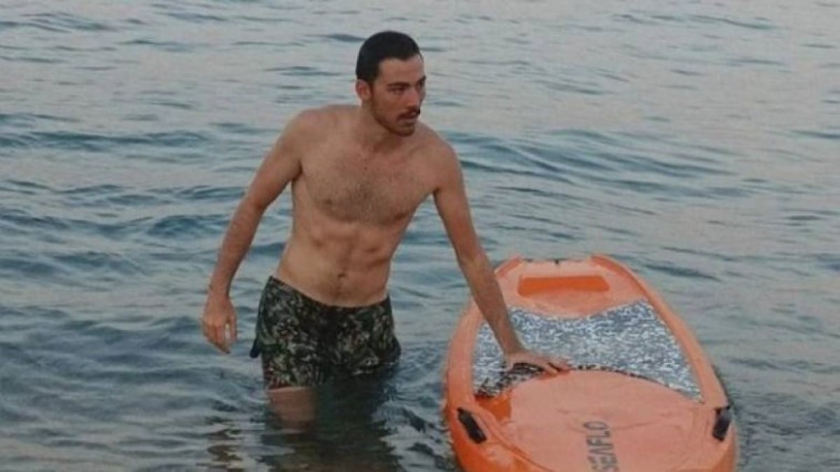 Φύλακας – άγγελος: Ο Πατρινός που έσωσε από βέβαιο πνιγμό Άγγλο τουρίστα και έγινε viral