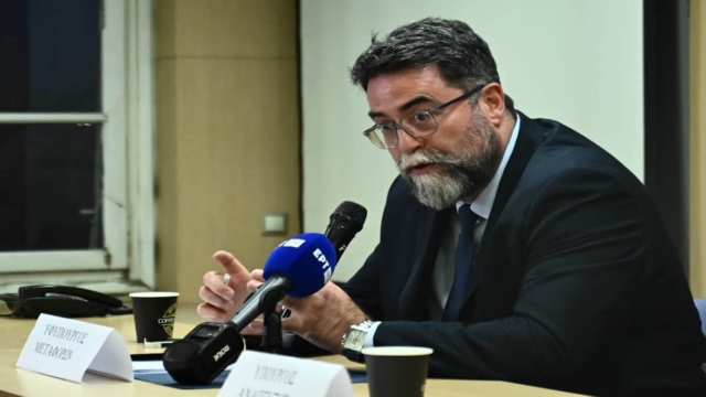 Βασίλης Οικονόμου: Έτσι θα αποσυμφορηθεί ο Κηφισός – Τι ισχύει για ΜΜΜ και ηλεκτροκίνητα πατίνια