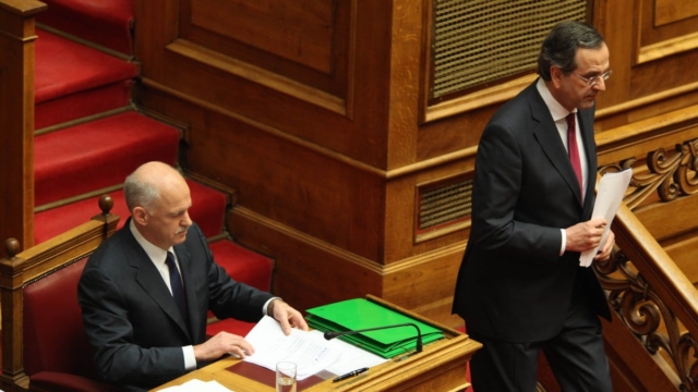 Ξύπνησαν «γερά» οι μνήμες… 13 χρόνων πριν: Η τελευταία φορά που ΝΔ και ΠΑΣΟΚ κοντραρίστηκαν σκληρά στη Βουλή