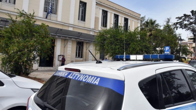 Καλαμάτα: Την απείλησε με μαχαίρι, της άρπαξε το αυτοκίνητο και έγινε… καπνός