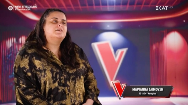 Συγκινεί διαγωνιζόμενη του Voice: «Θέλω να κάνω περήφανες τις δύο μαμάδες μου» (video)