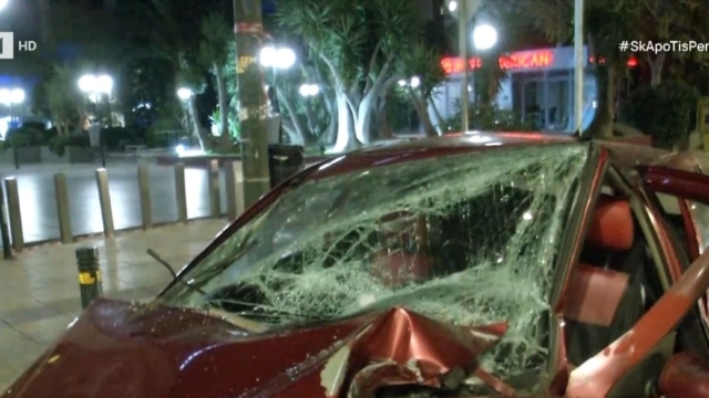 Συναγερμός στη συμβολή Βασιλίσσης Σοφίας και Μεσογείων: Μετωπική αυτοκινήτων με τέσσερις τραυματίες
