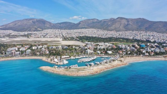 Η φωτογραφία της ημέρας: Η Γλυφάδα από ψηλά