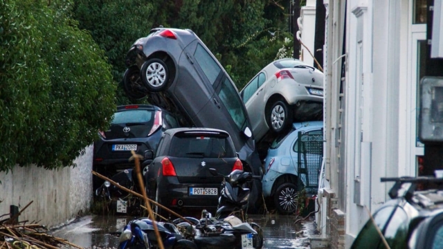 Η φωτογραφία της ημέρας: Βιβλική καταστροφή στη Ρόδο!