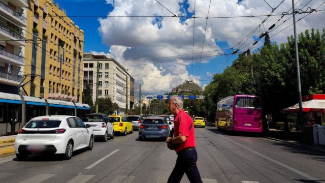 Live κίνηση 18/12: Και το… πρωινό παρκάρισμα συνεχίζεται – Ατελείωτες οι καθυστερήσεις σε όλες τις βασικές αρτηρίες της Αττικής