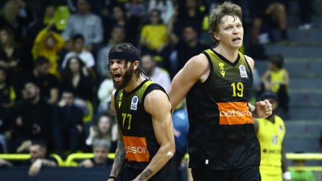 Μαρούσι – ΑΕΚ Betsson 81-83: Οι πρωταγωνιστές Κουζμίνσκας και Χαμπ υπέγραψαν την απόδραση της Ένωσης