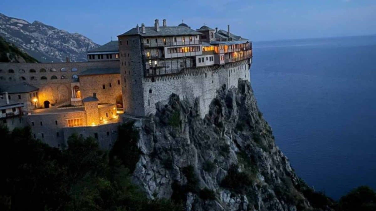 5 ιερά κειμήλια που φυλάσσονται στο Άγιον όρος και δεν το γνωρίζαμε 