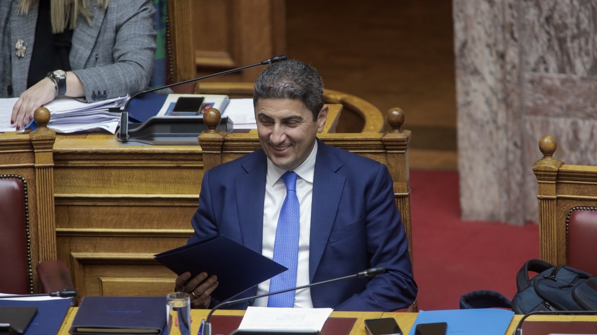 Ο Λευτέρης Αυγενάκης επιστρέφει στην ΚΟ της ΝΔ με απόφαση του πρωθυπουργού