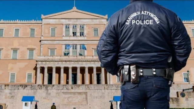 «Δεν με αγγίζει κανείς»: Οι αηδιαστικές προκλήσεις του Αστυνομικού της Βουλής! Η φρίκη που ζούσε η οικογένειά του
