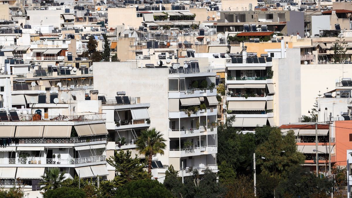 «Τελεσίγραφο» για τις τράπεζες που δεν μισθώσουν ή δεν πουλούν τα ακίνητα τους: Πότε θα διπλασιαστεί ο ΕΝΦΙΑ