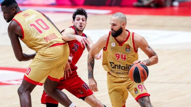 Αρμάνι Μιλάνο – Ολυμπιακός 83-84: Νίκη εκτός έδρας για τους ερυθρόλευκους και ένα ιδανικό κλείσιμο του 2024!