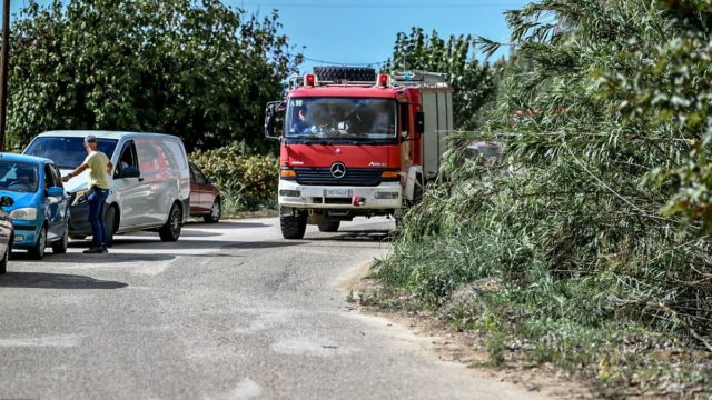 Συναγερμός στην Κρήτη: Φωτιά σε δασική έκταση στα Χανιά – Επιχειρεί και ένα ελικόπτερο