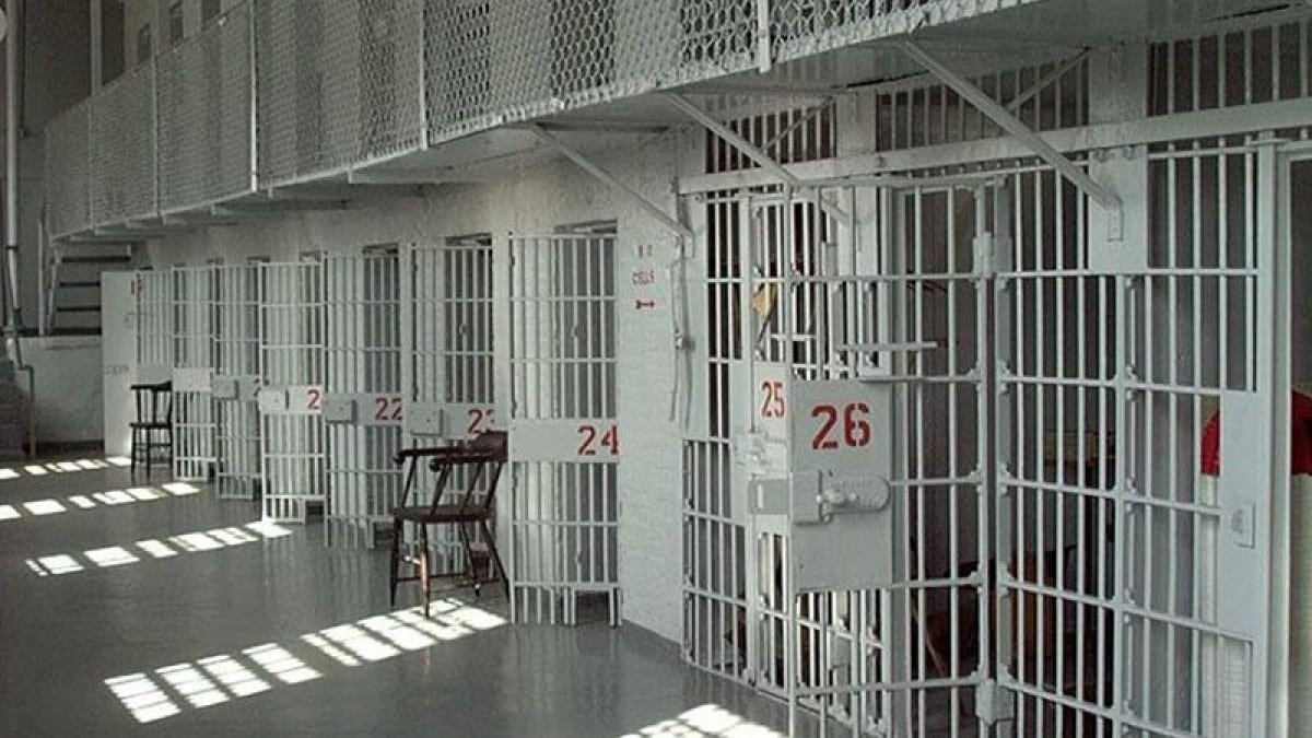 Θρίλερ στις φυλακές Μαλανδρίνου: 37χρονος κρατούμενος βρέθηκε νεκρός στο κελί του