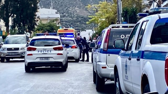 Γλυφάδα: Δύο προσαγωγές για τους πυροβολισμούς με δύο νεκρούς Τούρκους – Ξεκαθάρισμα λογαριασμών «βλέπει» η ΕΛ.ΑΣ.