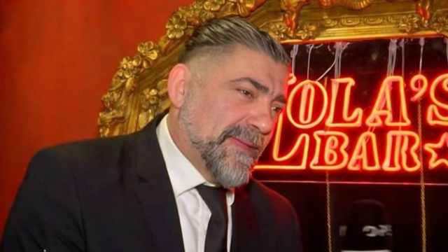 Έξαλλος ο Μιχάλης Ιατρόπουλος με δημοσιογράφο: «Αυτά τα καραγκιοζιλίκια να τα ρωτάτε σε άλλους καραγκιόζηδες»
