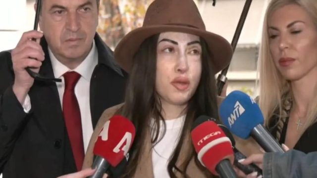 Ιωάννα Παλιοσπύρου: Στο Εφετείο για την επίθεση με το βιτριόλι – «Ανησυχώ όταν θα βγει γιατί…»