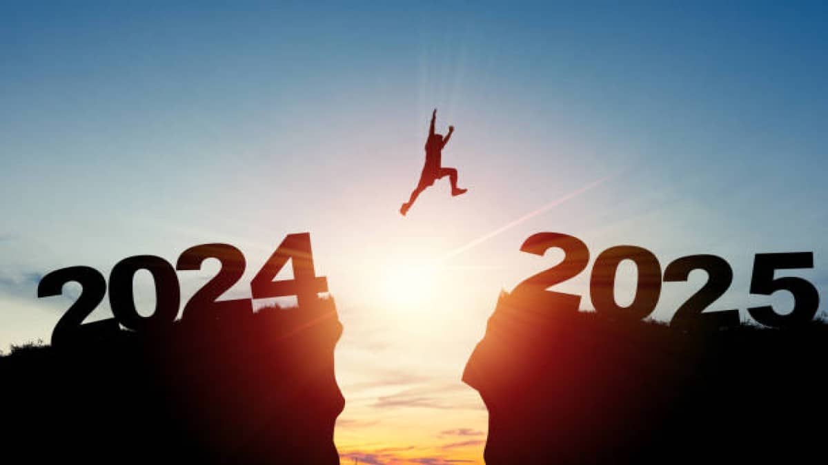 To 2024 σε αριθμούς: Οι σχεδόν 45 νεκροί χιλιάδες στη Παλαιστίνη, η παγκόμια εκλογική μάχη, οι 3,1 βαθμοί κελσίου και τα εκατομμύρια των μετακινούμενων