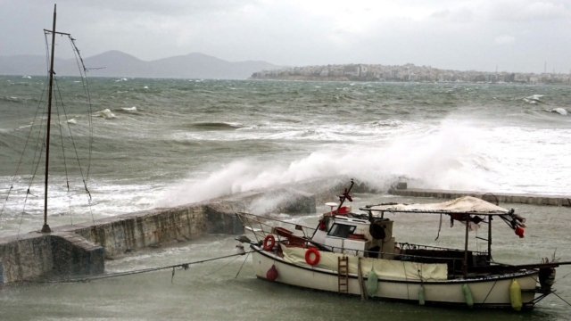 Έρχεται Γροιλανδικός αντικυκλώνας τις πρώτες μέρες του 2025 – Ο καιρός στην Ελλάδα