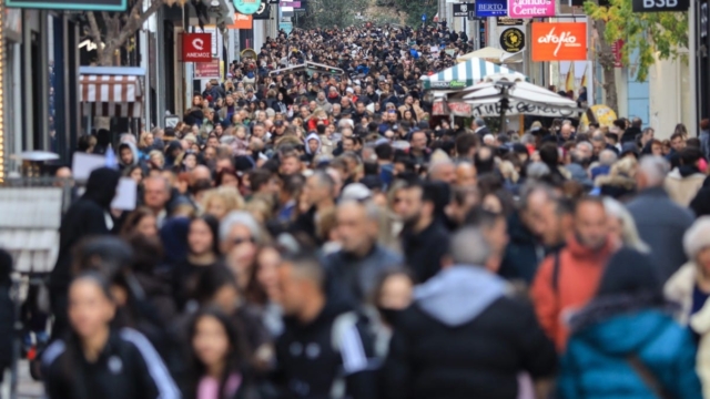 Εορταστικό ωράριο: Η λειτουργία σούπερ μάρκετ και καταστημάτων μέχρι την Πρωτοχρονιά