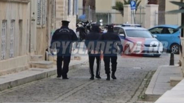 Πάρος: Στον εισαγγελέα Σύρου με βαριές κατηγορίες οι ανήλικοι για τη δολοφονική επίθεση κατά 23χρονου