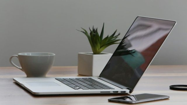 Ξεκινά η υποβολή αιτήσεων για την επιδότηση tablet – laptop: Οι δικαιούχοι του voucher