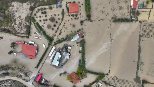 Αποκαρδιωτικές εικόνες από drone στη Λήμνο: Θλίψη για τους δύο νεκρούς, σε απόγνωση οι κάτοικοι