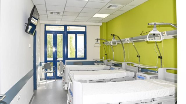 Καταγγελία και για το Ναυτικο Νοσοκομείο Αθήνας: «Πήραν ιστό από λαθος σημείο, υποψιάζονταν κακοήθεια»