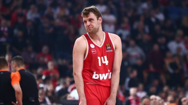 Ολυμπιακός – Παρί 90-96: Επέστρεψαν από το -20 αλλά δεν ολοκλήρωσαν την ανατροπή οι ερυθρόλευκοι
