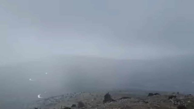 Τα Χριστούγεννα πλησιάζουν και η Πάρνηθα «ντύθηκε στα λευκά» – Δείτε βίντεο