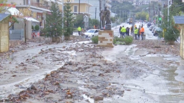Μετρούν πληγές στην Εύβοια: Υπερχείλισε ο ποταμός Κηρέας, πλημμύρισαν σπίτια – Βροχή 7 μηνών σε 2 ώρες