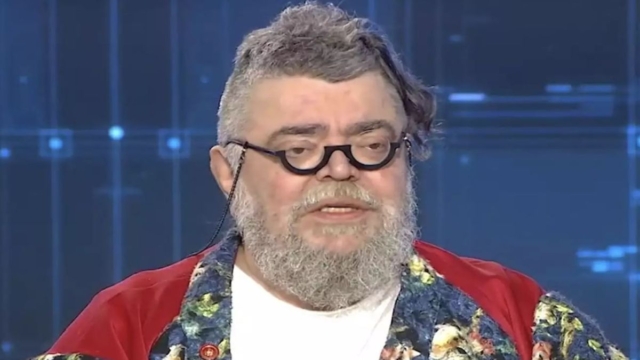 Άλλος άνθρωπος ο Σταμάτης Κραουνάκης – Έχασε πολλά κιλά (ΦΩΤΟ)