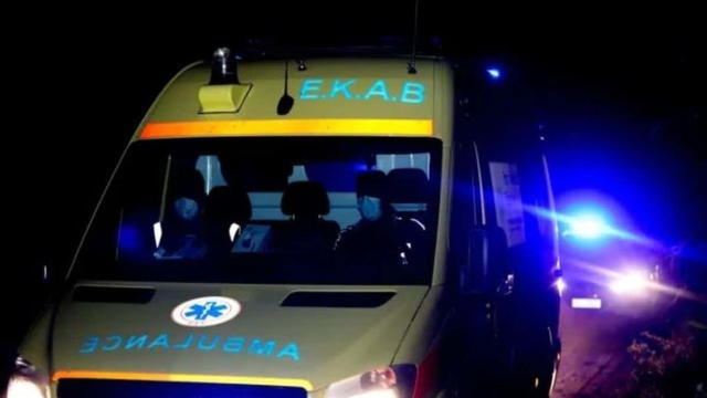 Σοβαρό τροχαίο στην Εθνική Οδό Αθηνών – Λαμίας: Τραυματίστηκε γυναίκα μετά από σύγκρουση δύο ΙΧ