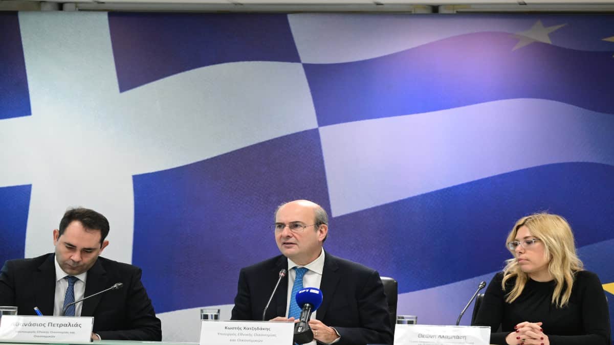 Αλλαγές και νέος χάρτης προμηθειών στις τράπεζες – Στις 15 Ιανουαρίου τα νέα μέτρα