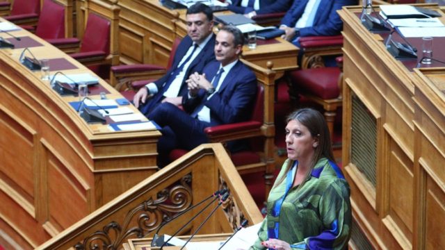 Δεν είναι τεχνητή νοημοσύνη – Νέο viral TIKTOK Κωνσταντοπούλου με Μητσοτάκη