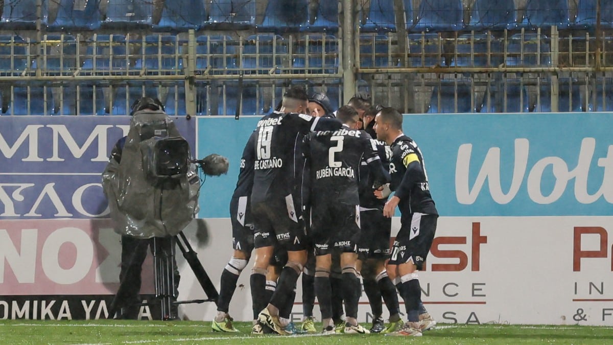 Super League: Θρίαμβος Αστέρα στη… λασπομαχία της Τρίπολης – Ματσάρα χωρίς γκολ στο «Γεντί Κουλέ»