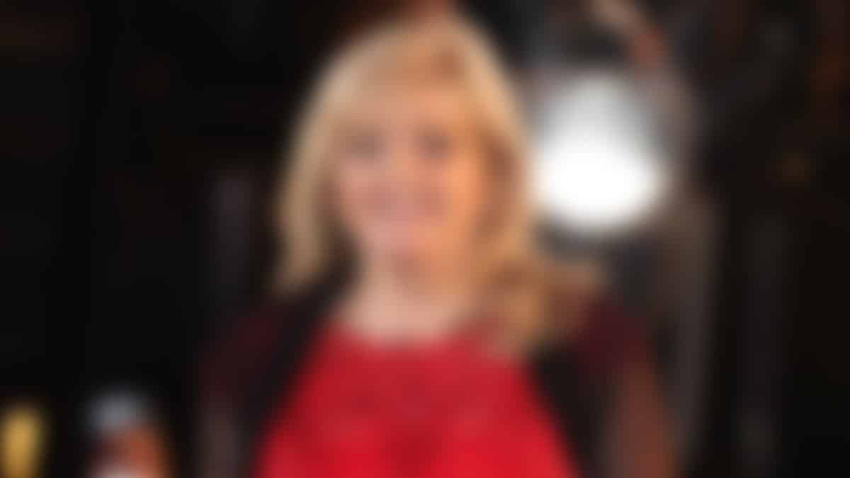 Θλίψη! Έφυγε από τη ζωή γνωστή τραγουδίστρια και ηθοποιός