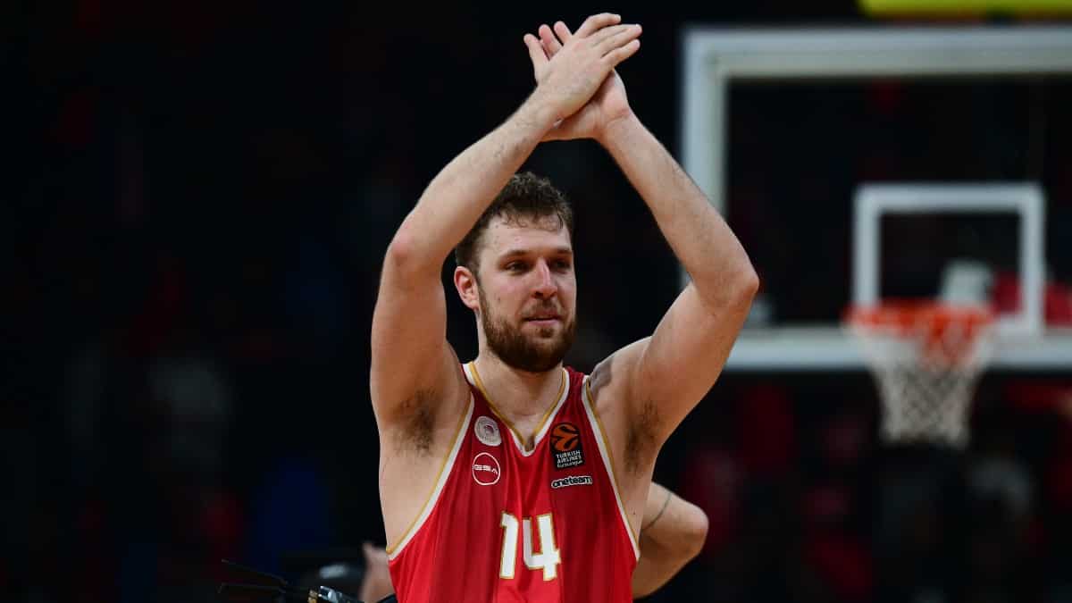 Ολυμπιακός – Μπάγερν 112-69: Ιστορικός Βεζένκοβ και κυριαρχία στην EuroLeague