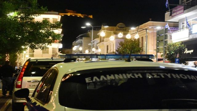 Μεσολόγγι: Ρομά προσπάθησαν να εμποδίσουν περιπολικό που πήγε για περιστατικό ενδοοικογενειακής βίας