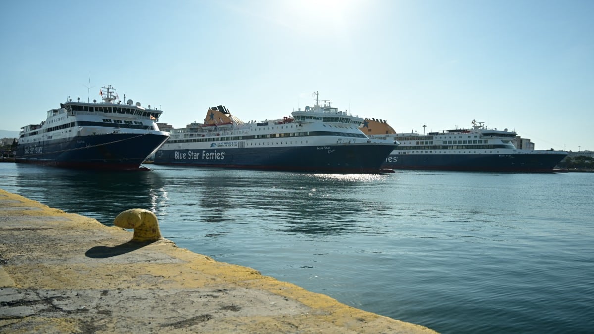 Ακτοπλοϊκά εισιτήρια: Το κυβερνητικό σχέδιο για φρένο στις αυξήσεις στα ναύλα