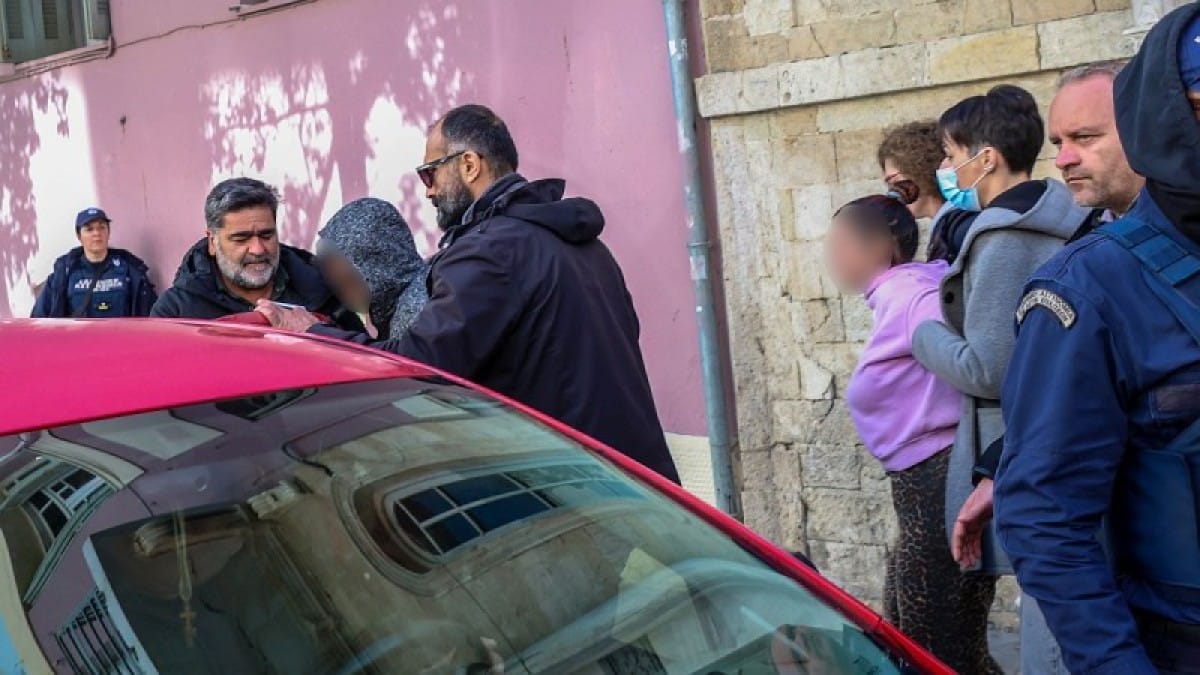 Ηράκλειο: Σοκάρει η φωτογραφία που δείχνει τον άγριο ξυλοδαρμό που δεχόταν ο 3χρονος Άγγελος