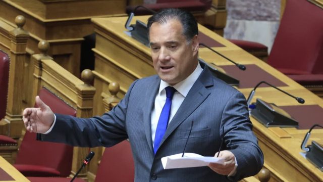Ο Άδωνις παίρνει μέτρα μετά τον… τραγέλαφο του κλειδαρά: Οι κινήσεις για το τέλος της ταλαιπωρίας πάνω από 120.000 ασθενών