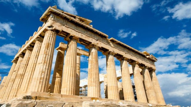 Είναι γεγονός: Ο ελληνικός τουρισμός το 2024 σημείωσε ιστορική αύξηση κατά 22,4% από το 2023