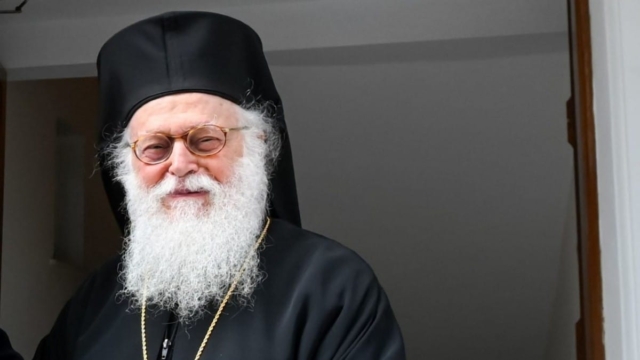 Αρχιεπίσκοπος Αλβανίας Αναστάσιος: Το Σπουδαίο Έργο, η Ακαδημία Αθηνών, η εξωστρέφεια που έφερε και η πίστη του στη παγκόσμια Ειρήνη