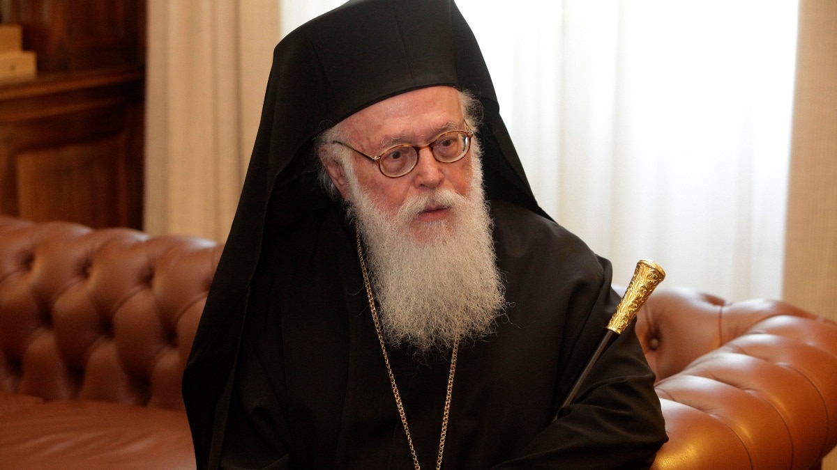 Αρχιεπίσκοπος Αναστάσιος: Αλβανός ο επικρατέστερος διάδοχός του – Δεν είναι κανένας τυχαίος