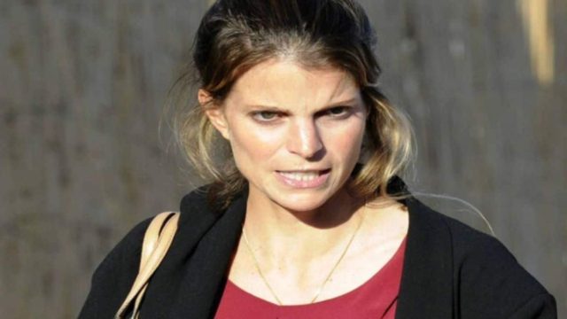 «Έκλαιγε πάνω από τον τάφο…»: Το μυστικό της Αθηνάς Ωνάση που βγήκε στη φόρα