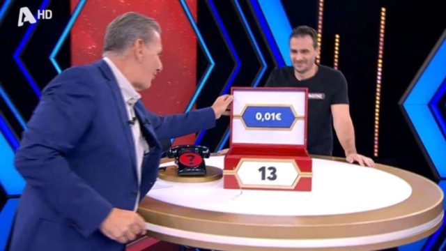 Δεν ξανάγινε στο Deal: Παίκτης ξεγέλασε τον τραπεζίτη και έφυγε με ποσό… 650.000 φορές μεγαλύτερο!