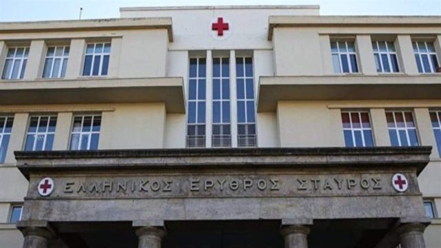Έπεσε ασανσέρ στον «Ερυθρό Σταυρό» – Τέσσερις τραυματίες