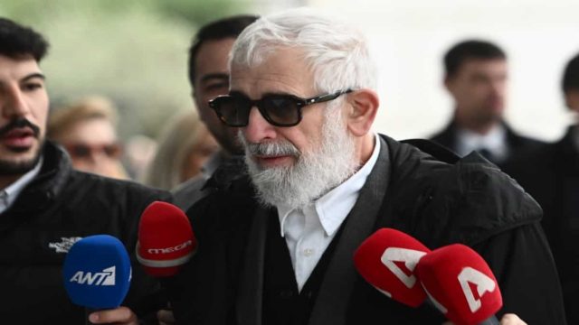 Συναισθηματικά πιεσμένος ο Πέτρος Φιλιππίδη: «Πέρασαν από τα μάτια μου οι 11 μήνες της φυλακής»